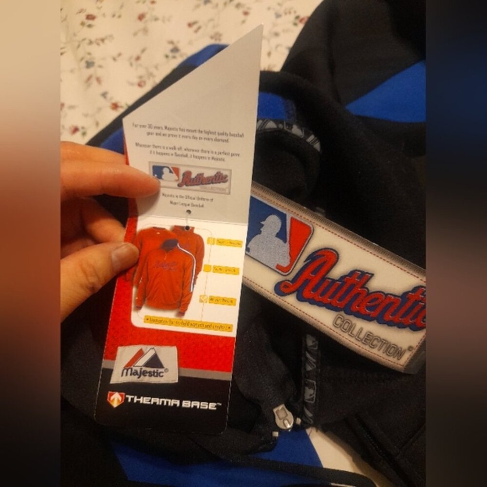 Majestic - Toronto Blue Jays Hoodie Large -NWT - Picture 14 of 14